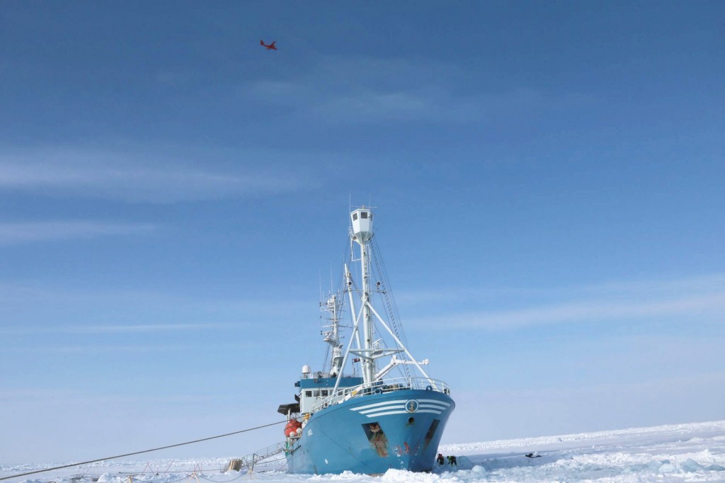 bas-overflight-lance-and-plane