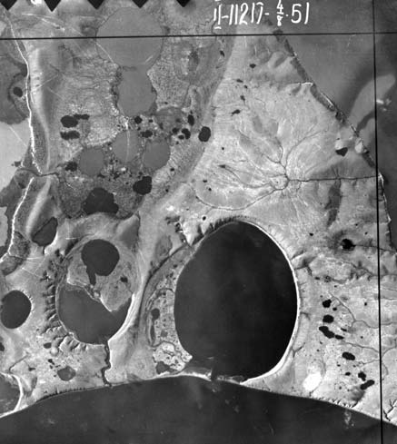 Bird's eye view of the largest lagoon of the Bykovsky Peninsula (Photo: V. Tumskoy)